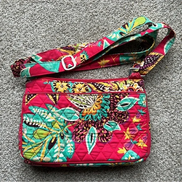Vera Bradley Rumba Flowers Print Shoulder Little Crossbody Purse Red Quilted - Picture 10 of 15